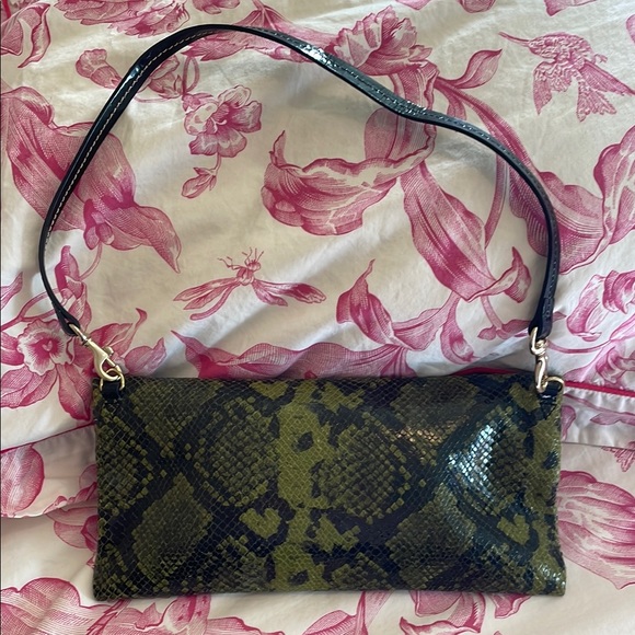 🌼Spring Bag Blowout🌼Dooney & Bourke Green Snake Print Women's Bag - Picture 3 of 14